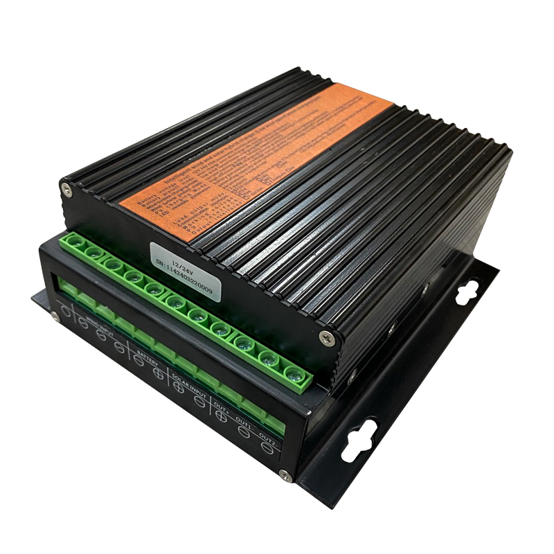 MAX Series Wind-Solar Hybrid MPPT Controller (1)